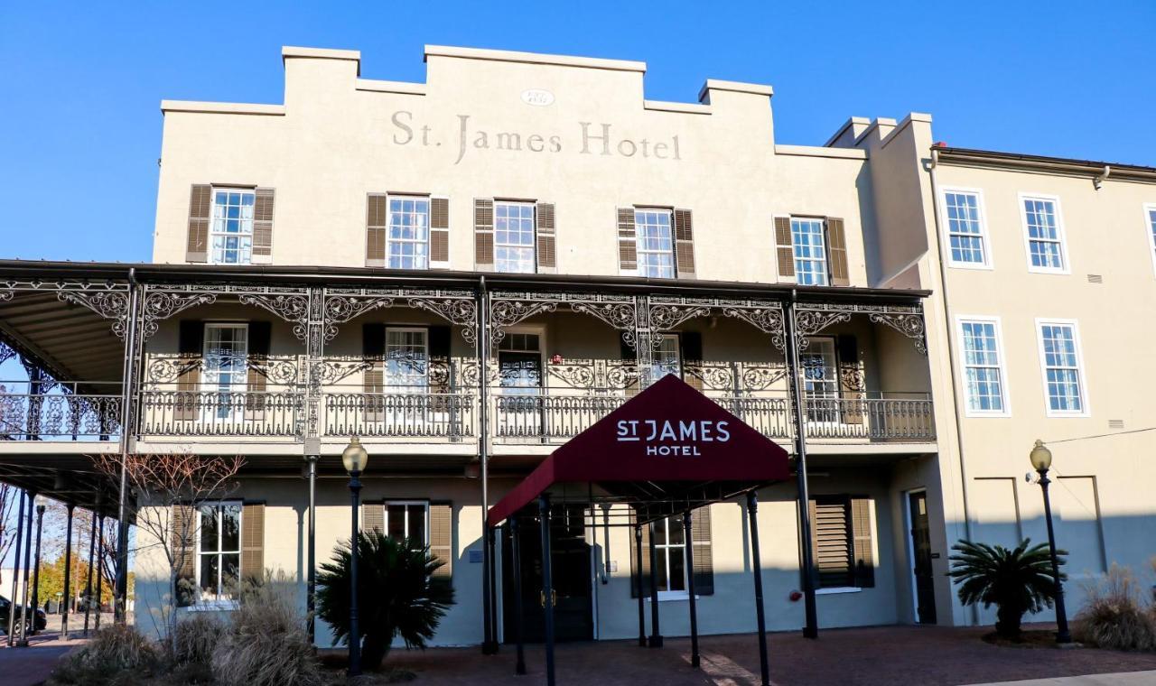 St James Hotel Selma Exteriör bild